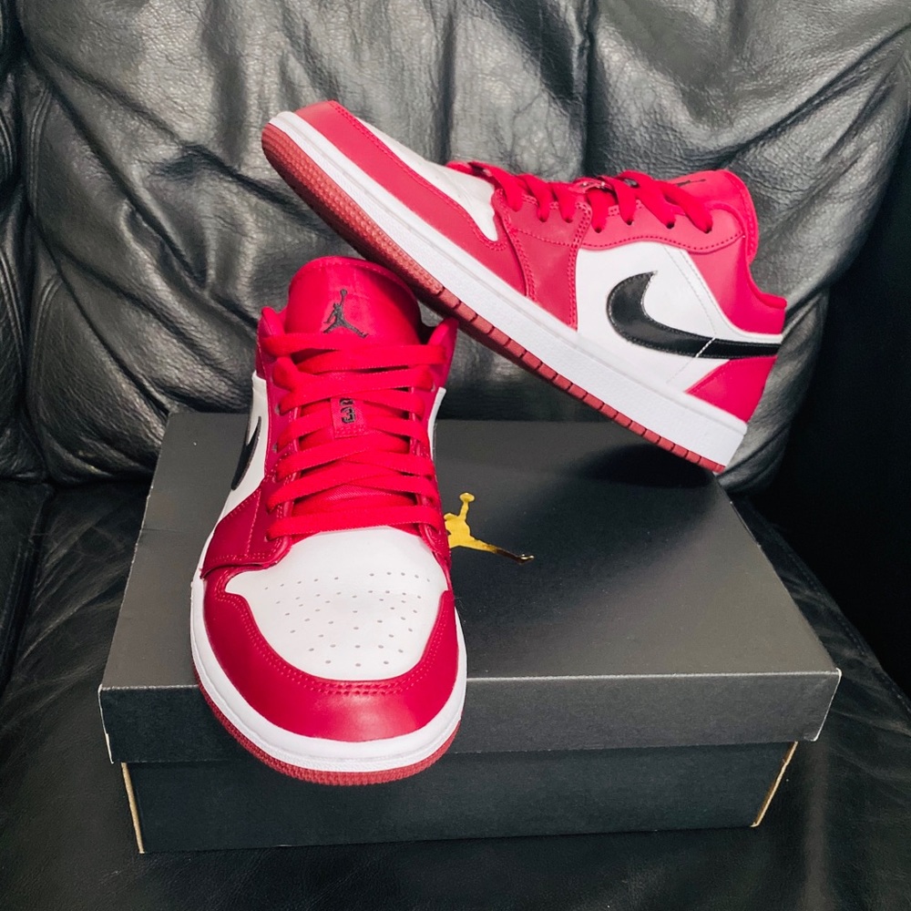 Jordan 1 Size 10.5